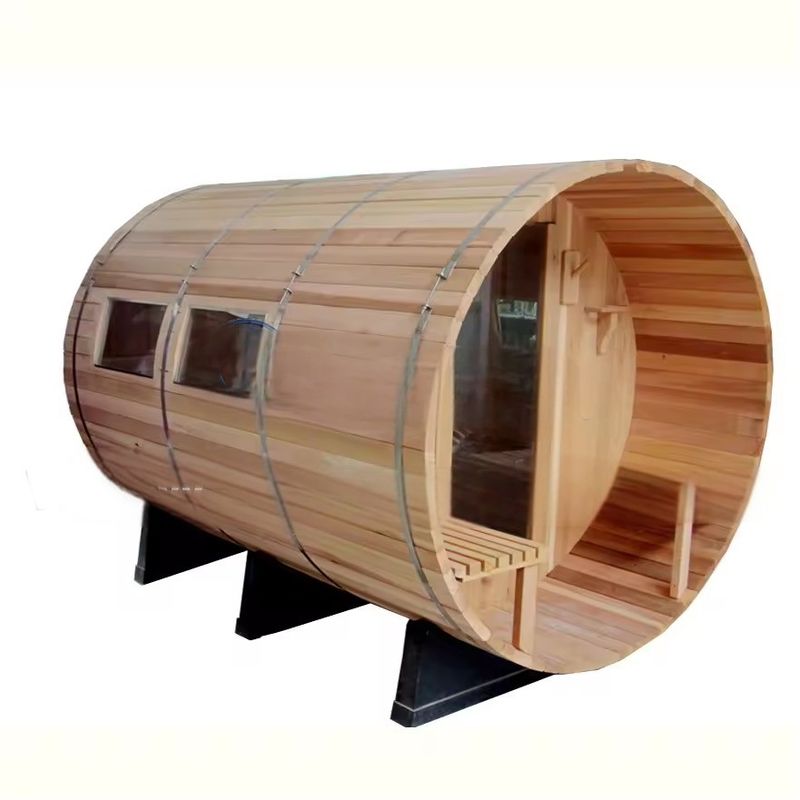 Ervaar traditionele sauna met een vierpersoons houtgestookte saunaruimte in een buitenvatontwerp en massief houten materiaal